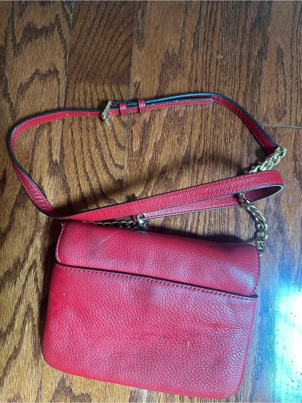 Michael Kors Red Pebbled Leather Crossbody with Gold Chain - Picture 11 of 12